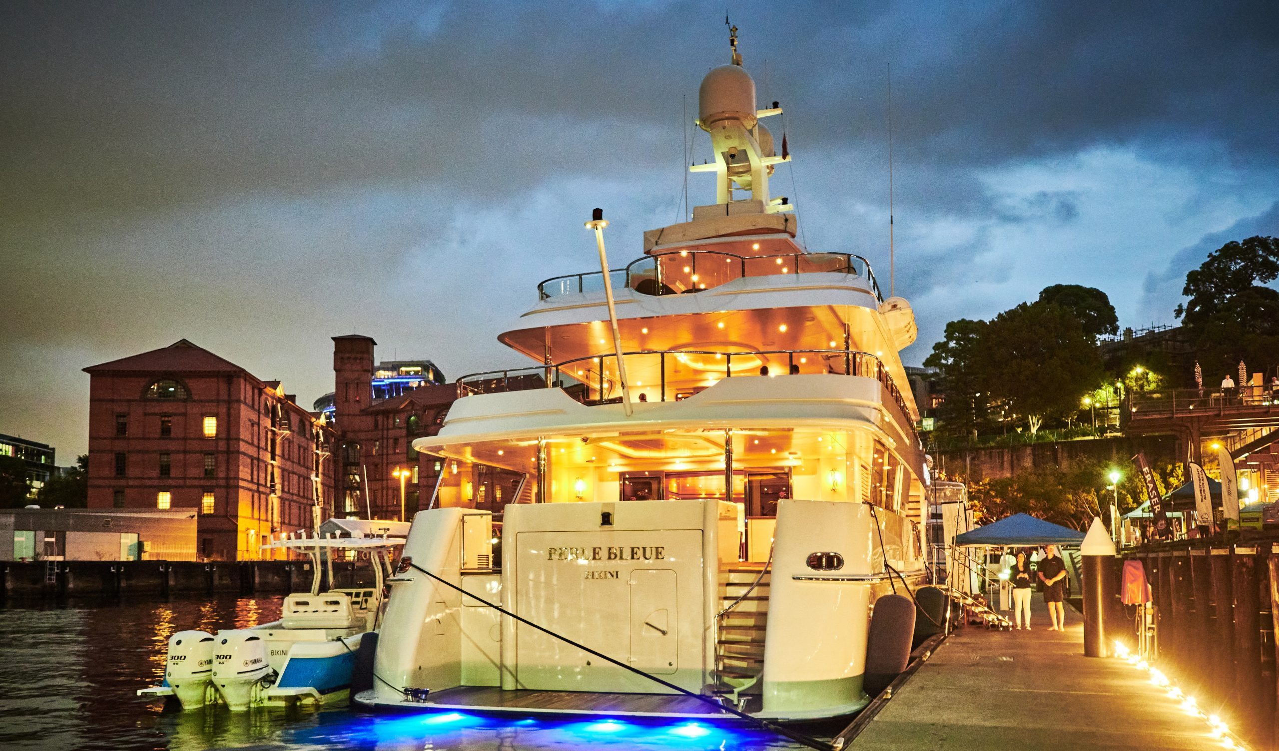 Superyacht parties: how to behave and how to get on board