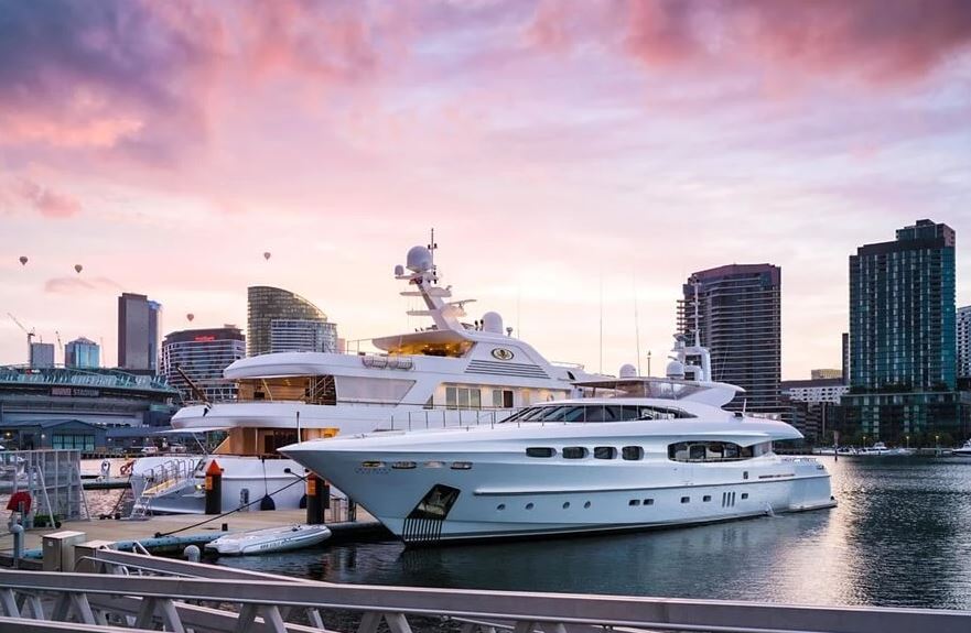 yacht tour melbourne